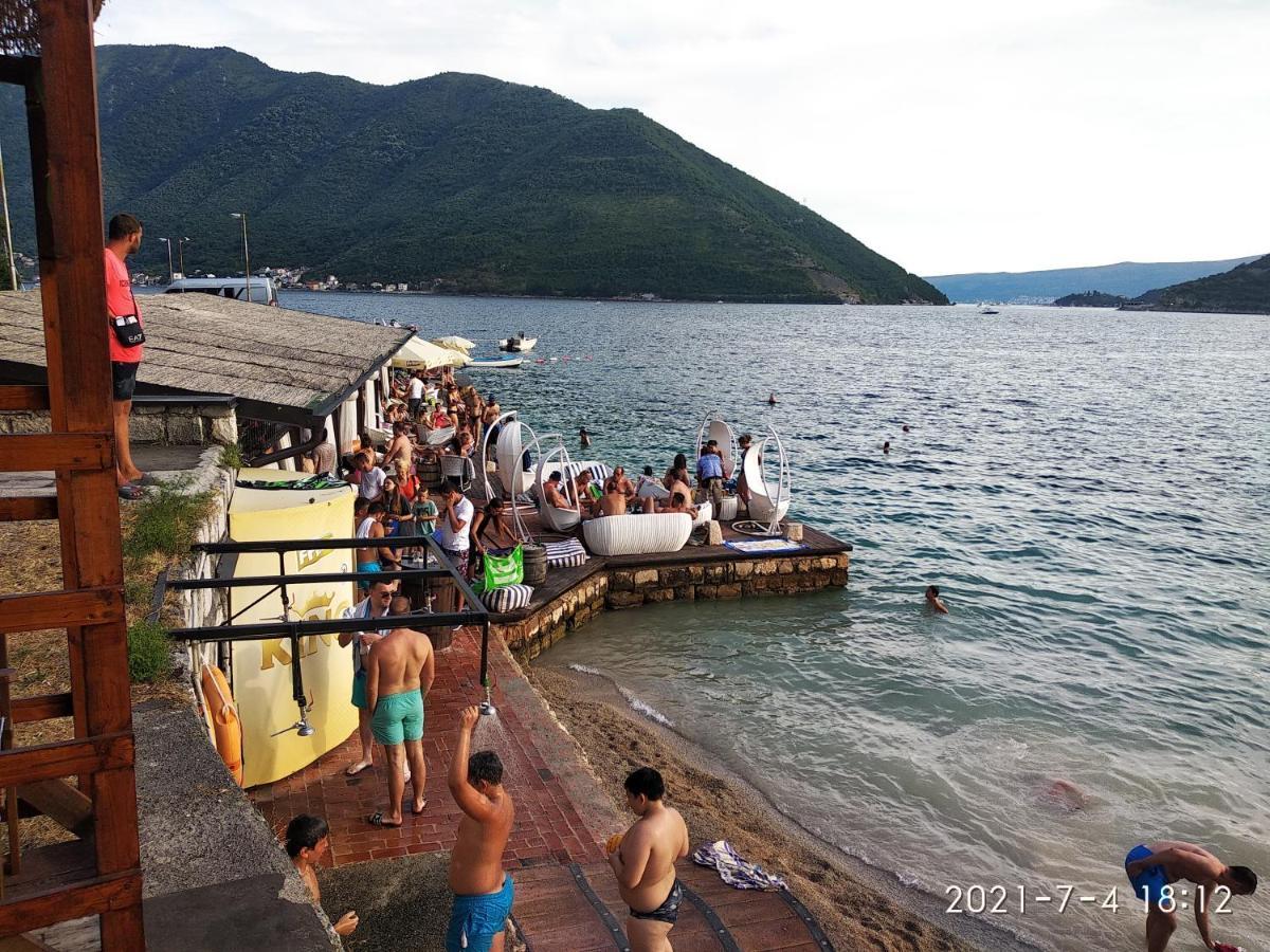 Old House Perast Apartment Exterior photo
