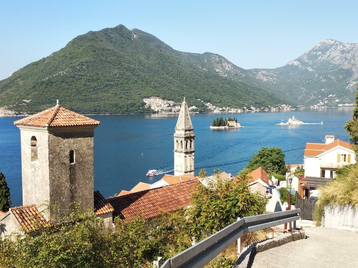 Old House Perast Apartment Exterior photo